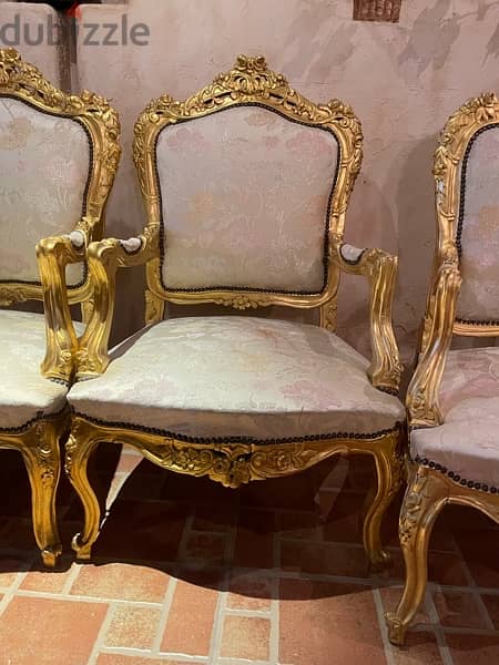 For sale: A set of chairs- للبيع اطقم كراسي 3