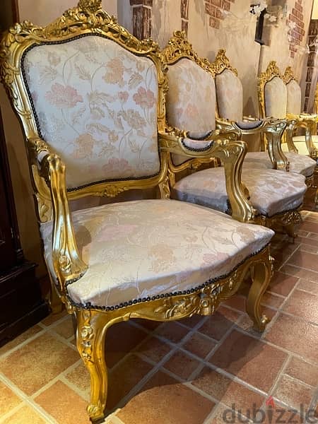For sale: A set of chairs- للبيع اطقم كراسي 4