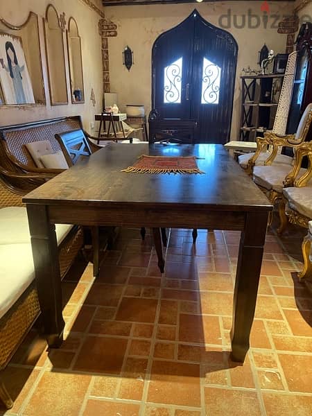 للبيع طاولة طعام خشب - For sale wooden dining table 2
