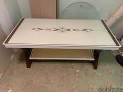 للبسع طاولة شبه جديدة - For sale, almost new table