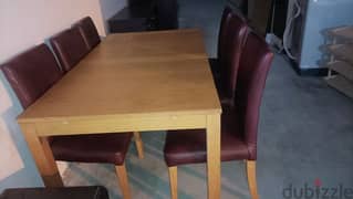 DINING TABLE FOR SALE 0