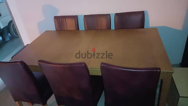 DINING TABLE FOR SALE 3