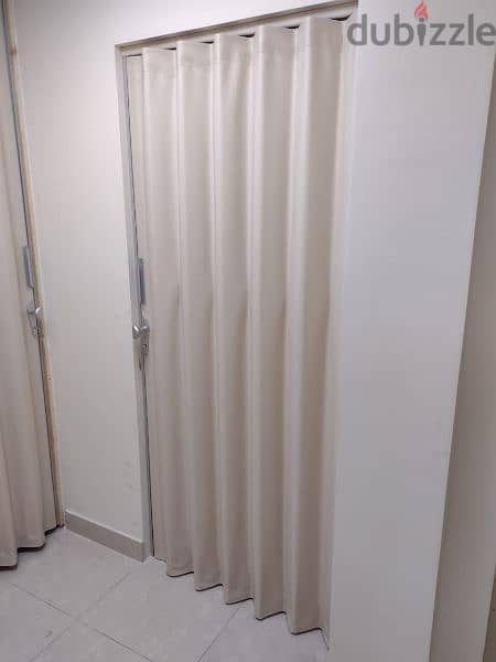 office partition door available 3