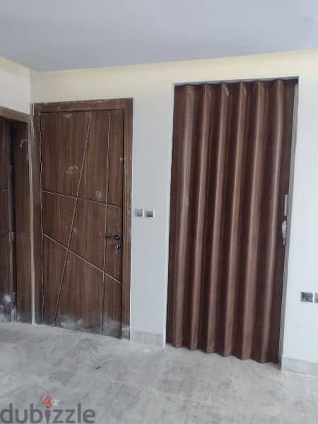 office partition door available 10