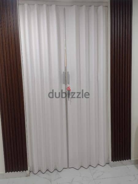 office partition door available 12