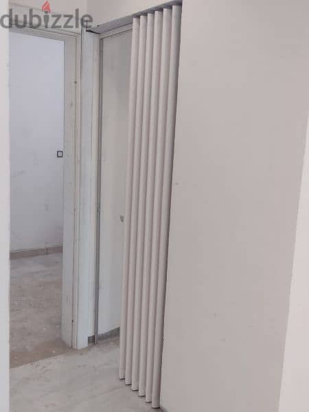 office partition door available 17