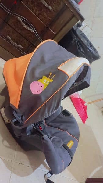 3 in one car seat carrycot for baby like new 1