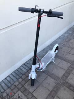 MT760 Electric Scooter: High-Performance Urban Mobility 0
