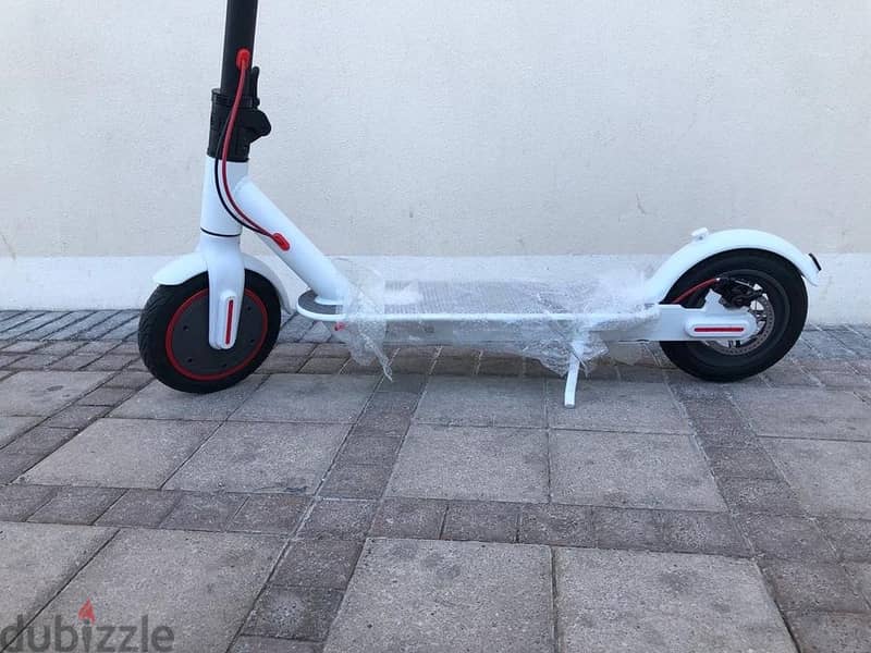 MT760 Electric Scooter: High-Performance Urban Mobility 4