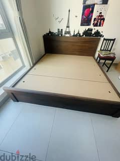 King sized bed - cot