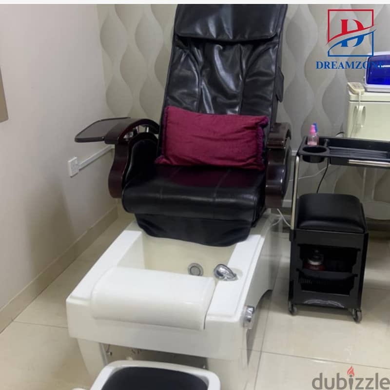 For Sale Fully Equipped Ladies Salon with Specialized Team and CR in A 2