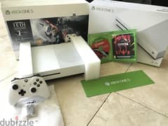 Xbox One S with CD drive and FIFA 20 like new