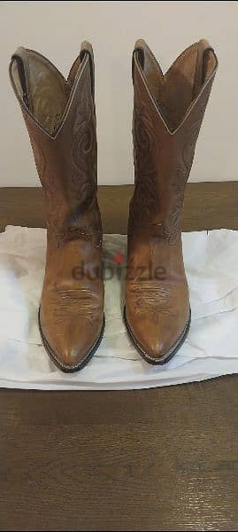 JUSTIN mens leather Cowboy boots - USA Size 12D - Tan colour 1