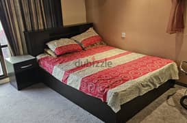 BD120 /- BED SET - (Queen size Bed + 2 Sidetables + 4 door cupboard) 0
