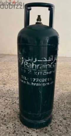 Urgent sale LPG gas cylinder and stove