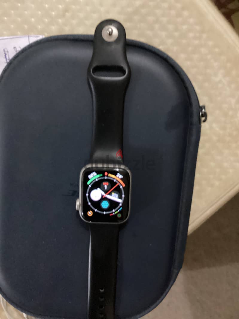 Apple Watch 6- 40 mm 1