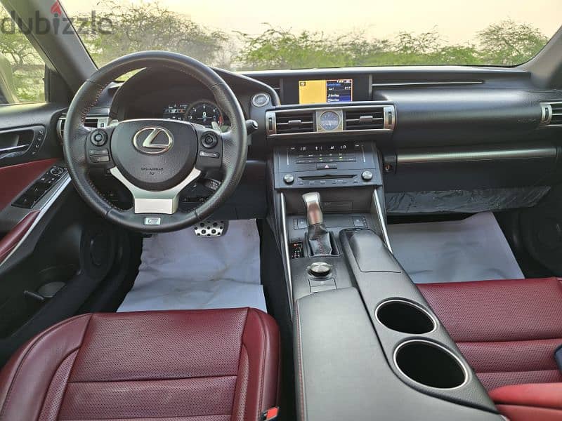 Lexus IS-Series 2016 8