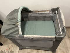 Graco Travel Crib with 2 stages, little used, grey/aquamarine color