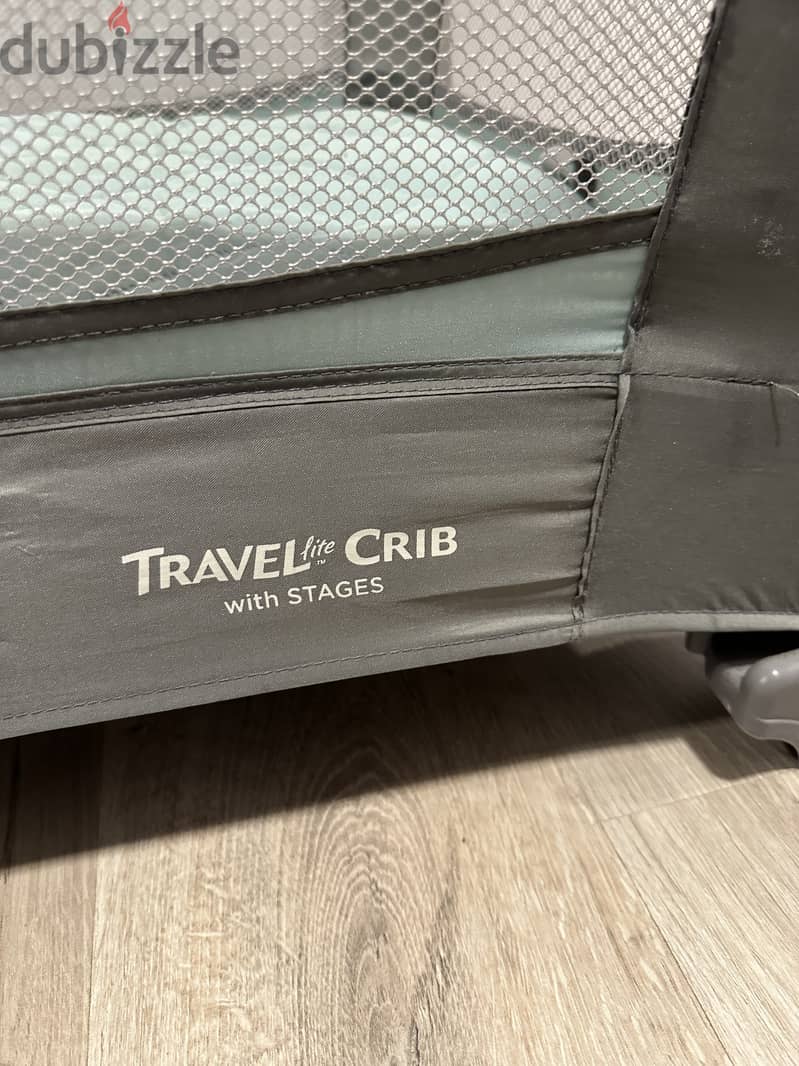 Graco Travel Crib with 2 stages, little used, grey/aquamarine color 4