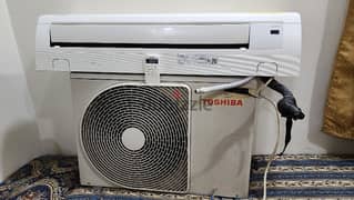 Toshiba split air conditioner, 2 tons, with 4 meter pipe,