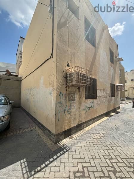 للبيع منزل في منطقة الصالحية البحرين 2