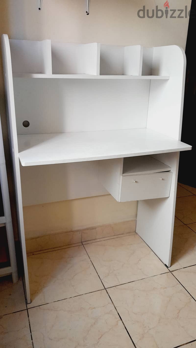 Urgent selling Home box study table 1
