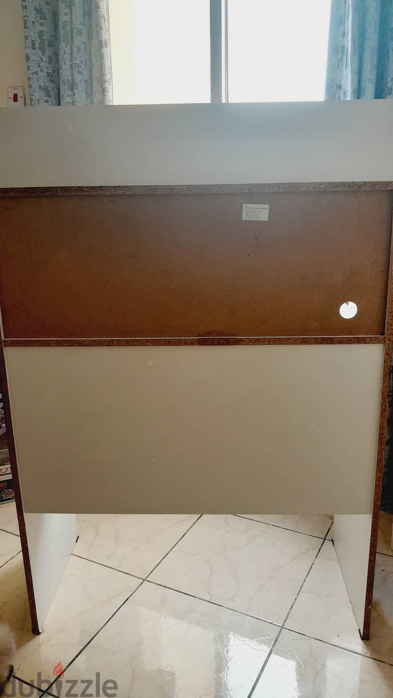 Urgent selling Home box study table 2