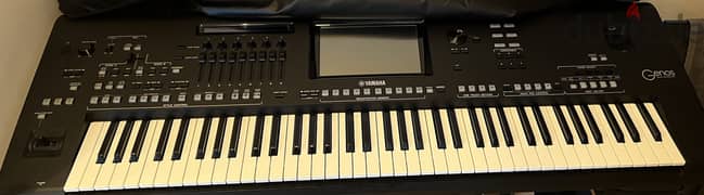 Yamaha Genos Keyboard Workstation 0