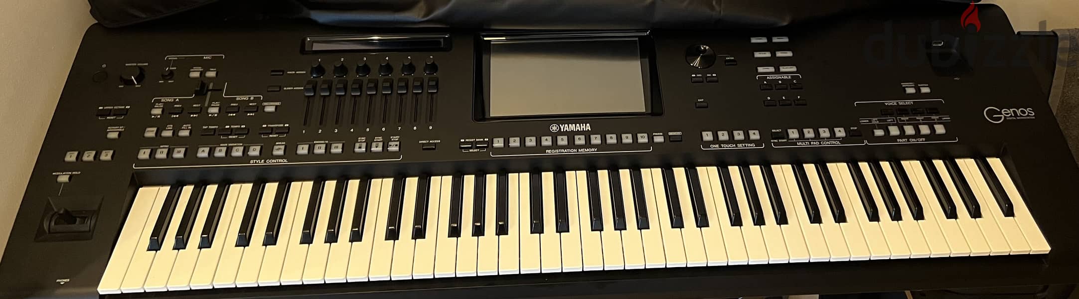 Yamaha Genos Keyboard Workstation 0