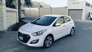 Hyundai i30 2013 sport Bahrain agency full option without sunroof