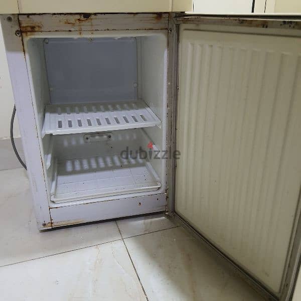 cont(36216143) SANSUI water dispenser in good working condition hot a 2