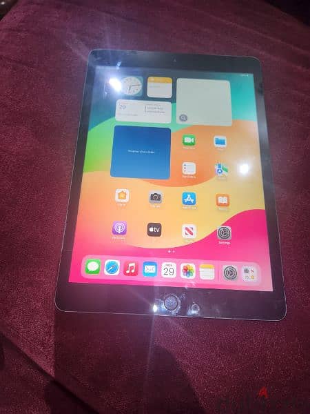 Ipad 7 8 9 good condition 1