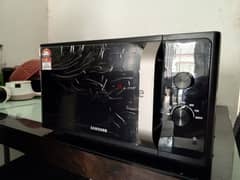 Samsung microwave oven 
good condition
