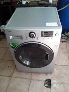9.6kg lg wash and driyir  new condition