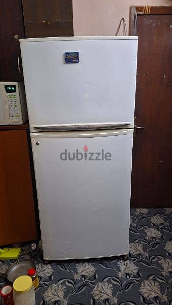 Fridge for sale good condition. Call33152260 1