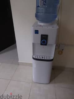 Media Water dispenser