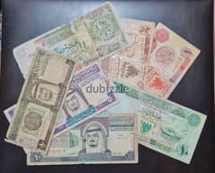 Old currency banknote for Bahrain Qatar and Saudi Arabia