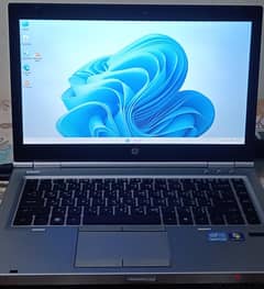 Laptop HP EliteBook 8440P Core i7 4GB RAM/240 SSD /2.6 GHz /Cam /Bluet