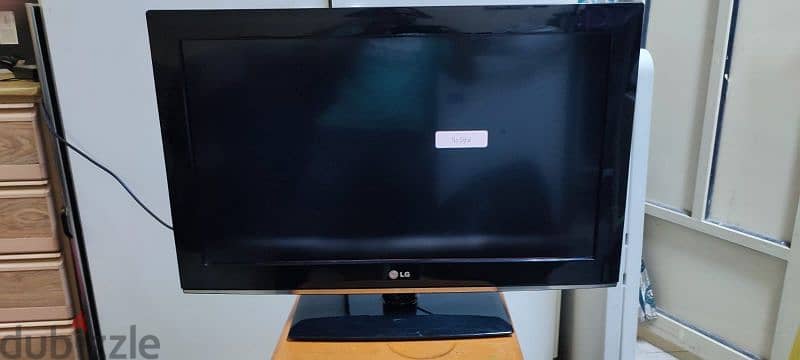LG lcd 42 inches 35 bd and LG lcd 32 inches 25 bd in good condition 3