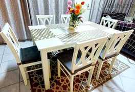 homece center dinning table for urgent sale 0