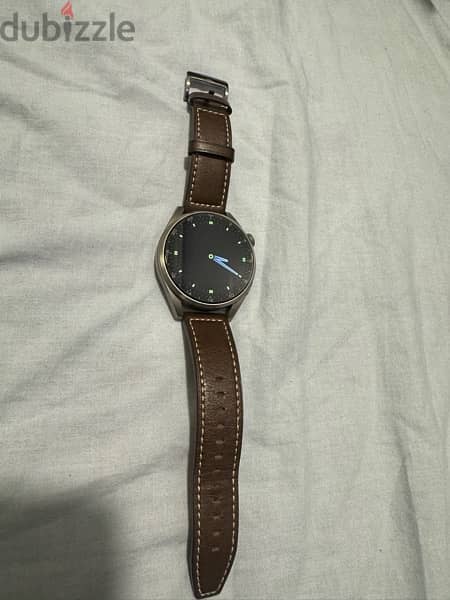 huawei watch 3 pro same new condition with all accessories 2
