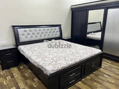 king size bedroom set forsale urgent 0