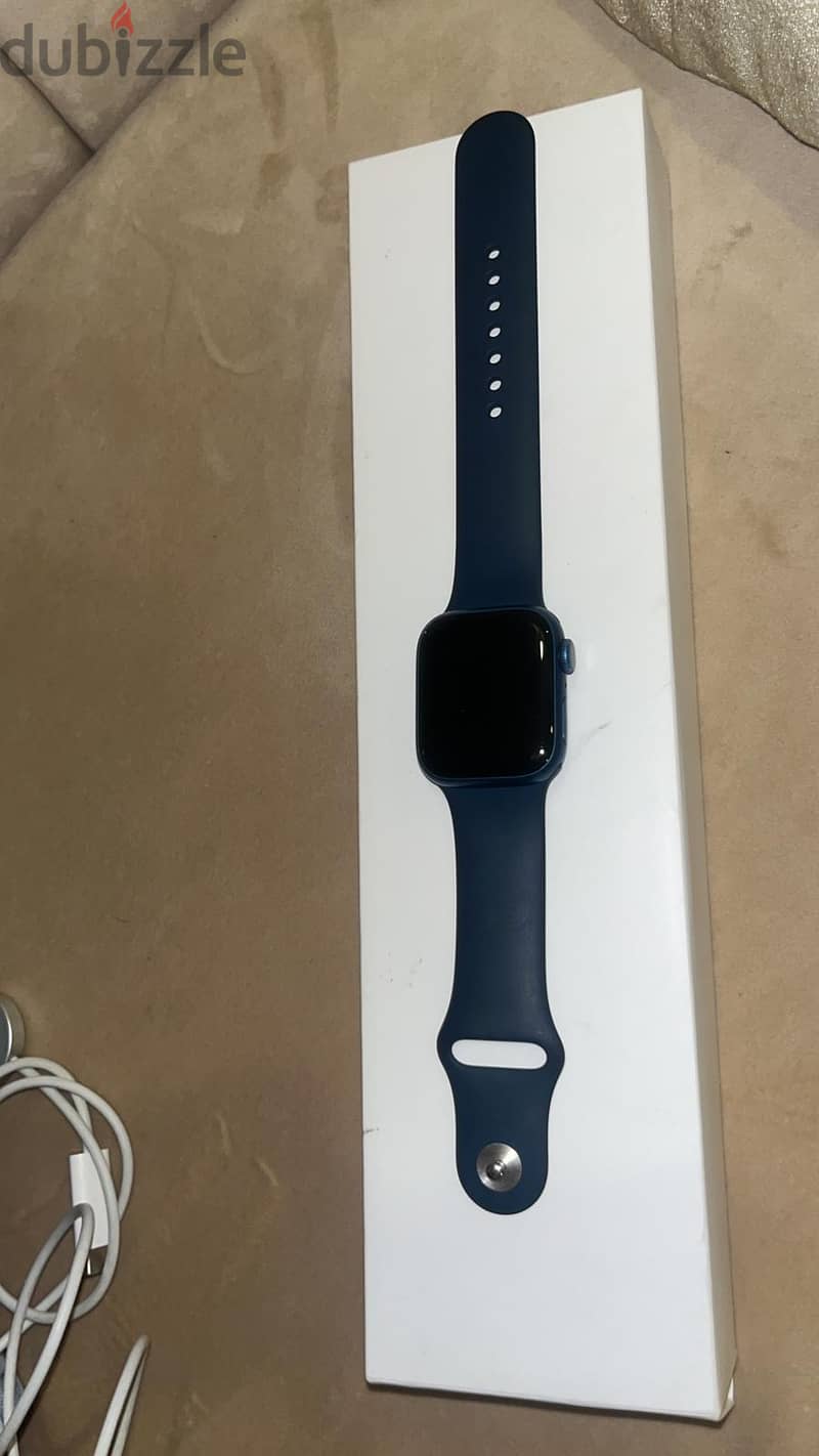 Apple Watches 7 4