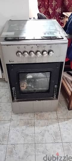 oven with a gas stove 30bd negotiable