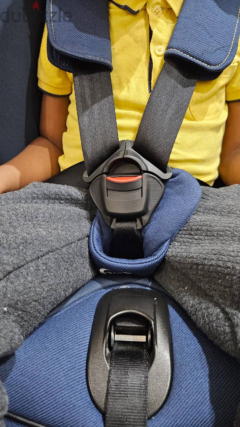 Giggles Orbit fix 360° degrees adjustable Baby car seat 1