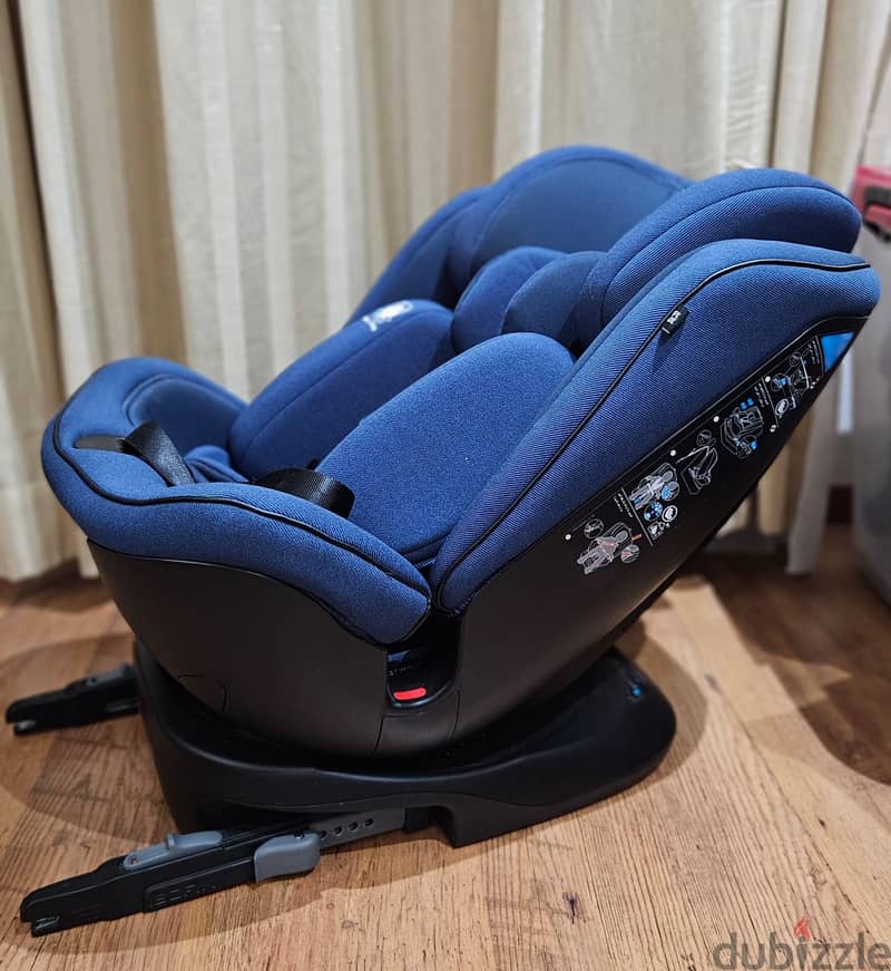 Giggles Orbit fix 360° degrees adjustable Baby car seat 9