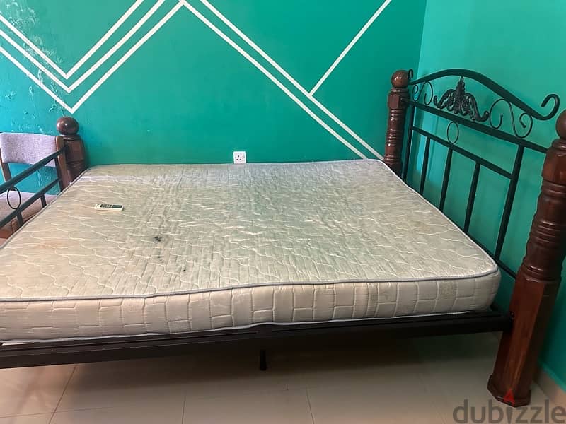 BED WITH MATTRESS 150*180 2
