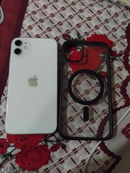Iphone 11 for exchange with iphone 11 pro or pro max i will add money 2