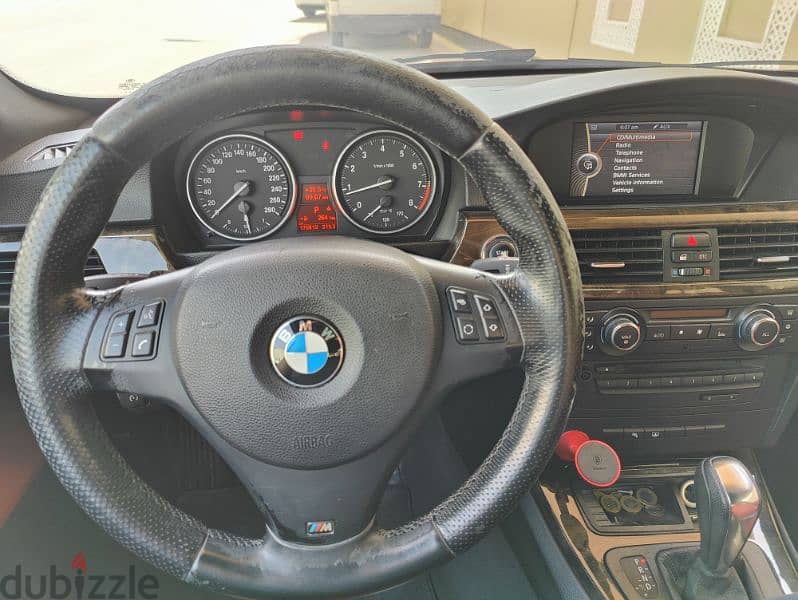 BMW 3-Series 2010 1
