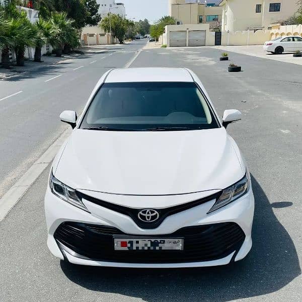 Toyota Camry 2018 Agency Bahrain for sale. . . 4